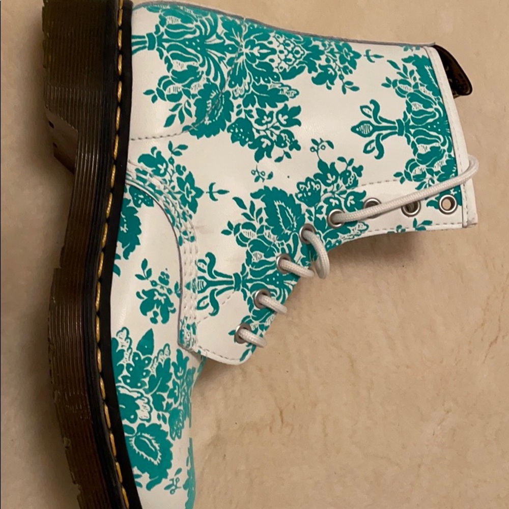🔥🌟SUPER RARE🌟🔥Dr Martens with Teal Flocked - Picture 4 of 6